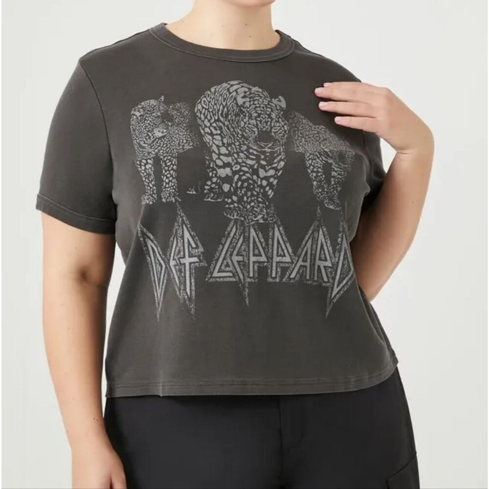 Def Leppard Boxy Cropped Tee - Size 1X Womens XL